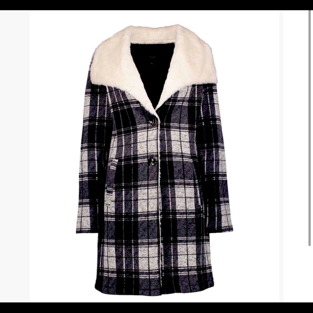 FLASH SALE‼️‼️‼️‼️‼️STEVE MADDEN WOMEn NWT! Large!
